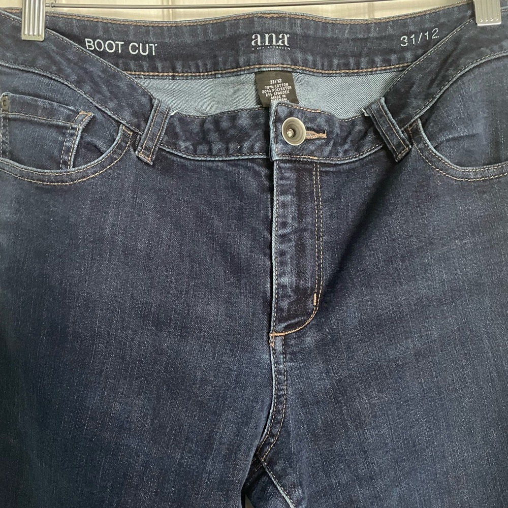 Ana jeans boot cut size 31/12